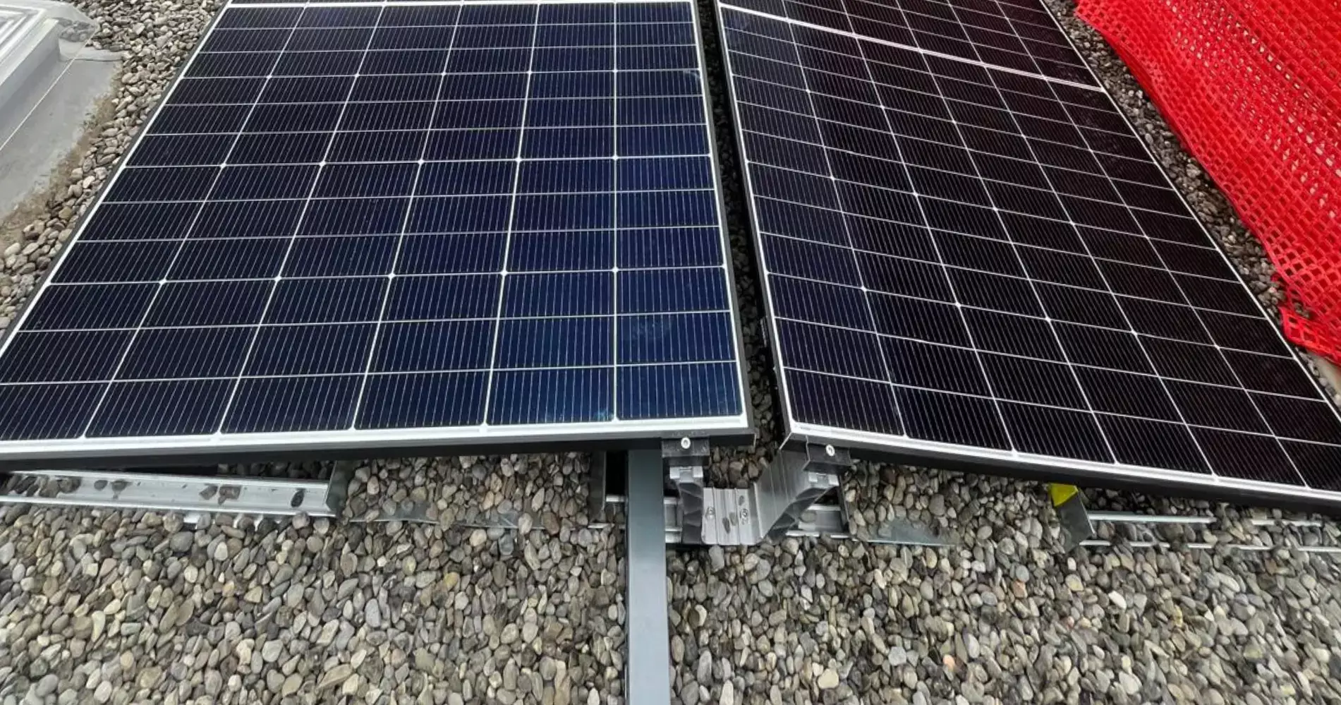 Image démontrant de l'argent brut, utilisé dans les panneaux photovoltaïques.