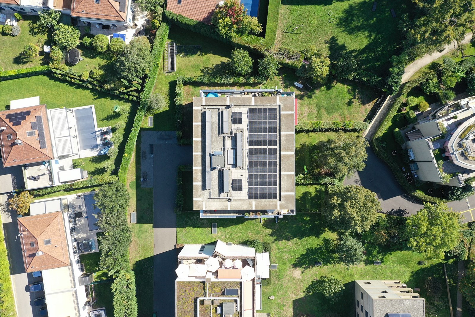 Genève accélère la transition énergétique : le contreprojet à l’initiative solaire entre en vigueur