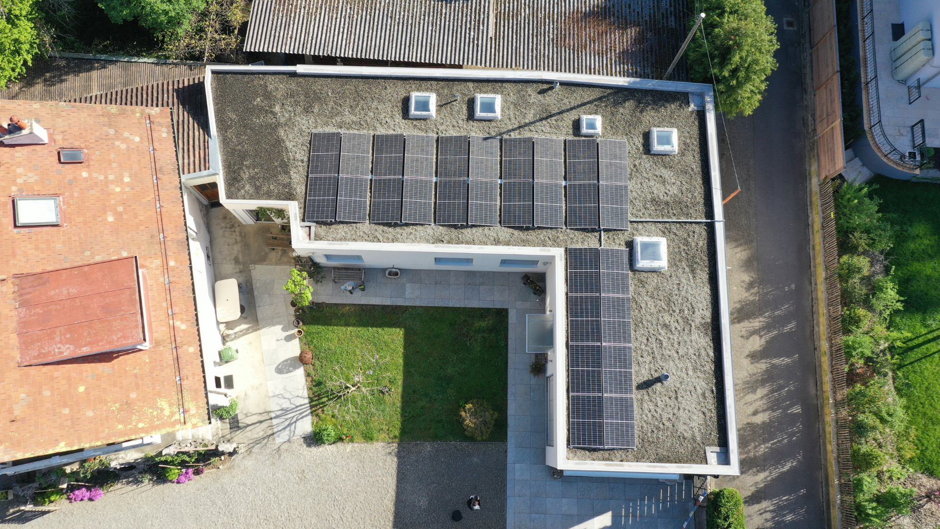 Installation photovoltaïque&amp;nbsp;sur une villa individuelle à Thônex